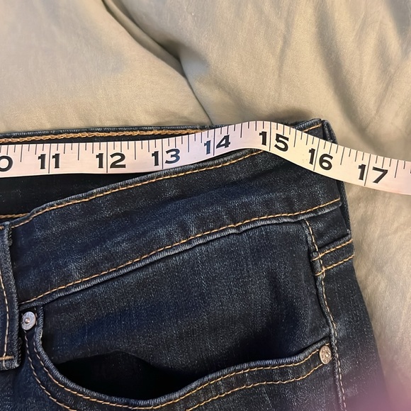 Denizen Levi’s Mid rise Bootcut Jean - Picture 6 of 11